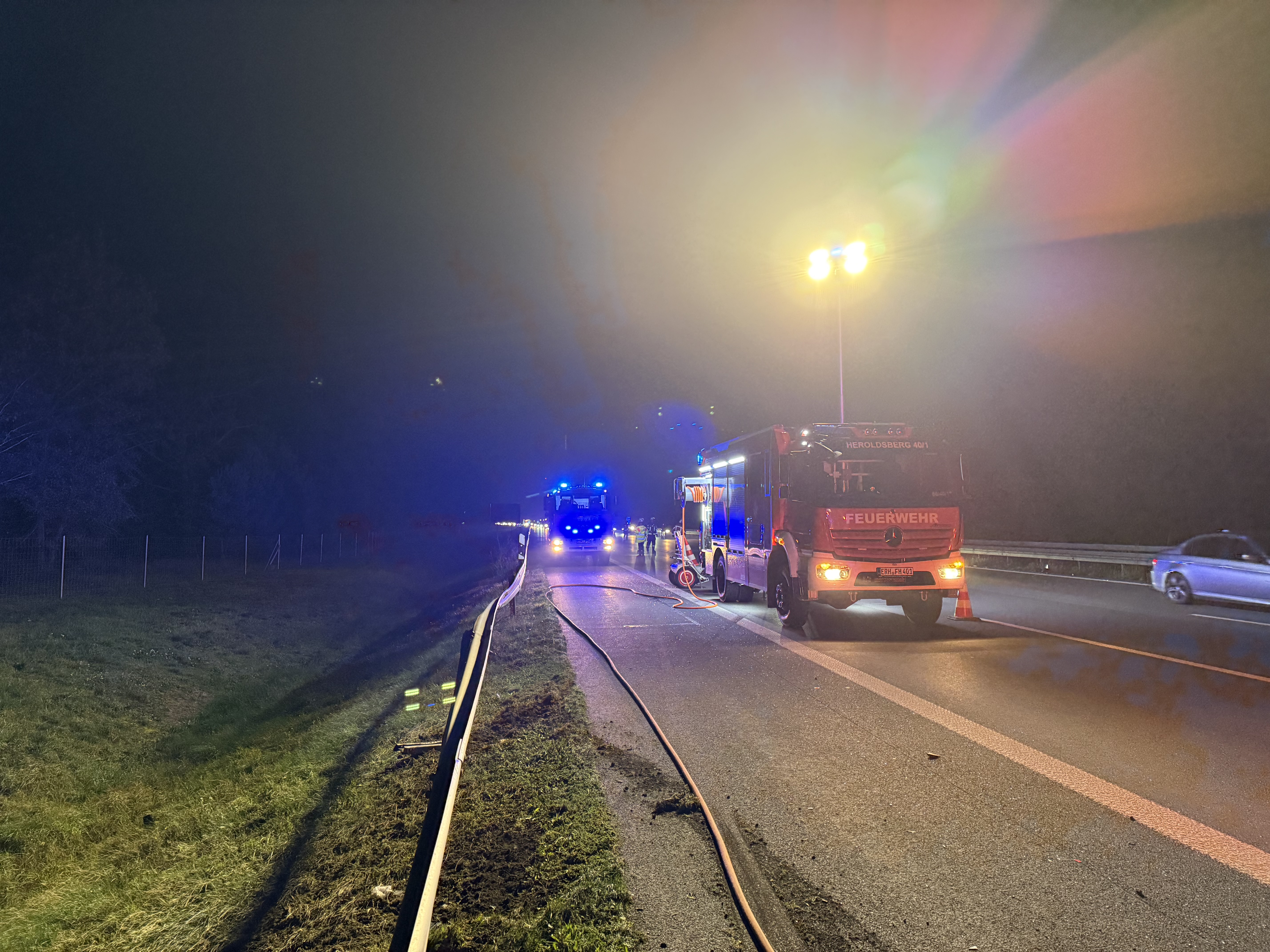 24-11-08 22-29-26 9178.jpg